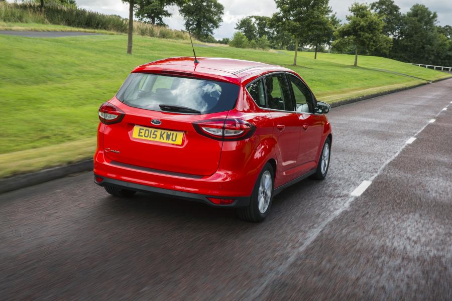  Ford C-Max 2015 года  (UK) (фото 5 из 16)